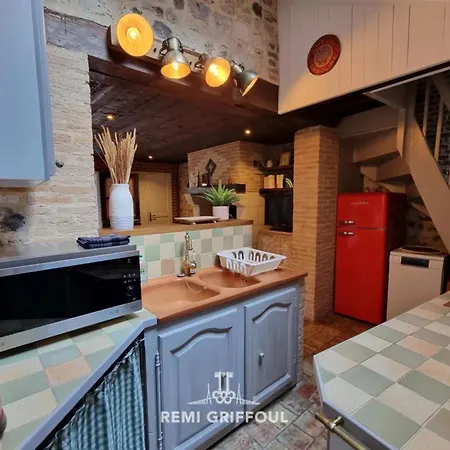 Semesterbostad La Terrasse De Sacha House With Terrace & Fireplace 4 Guests