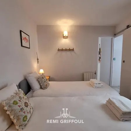Holiday home La Terrasse De Sacha House With Terrace & Fireplace 4 Guests *