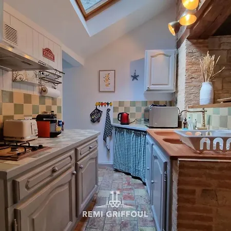 La Terrasse De Sacha House With Terrace & Fireplace 4 Guests 펜션